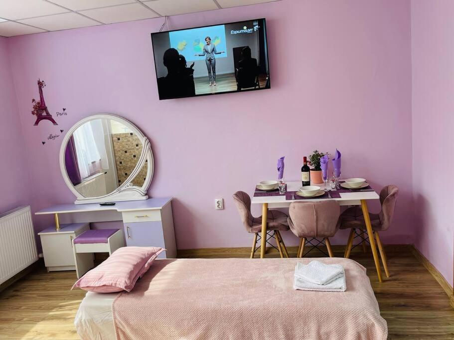 Lavender Luxury Apartment Oradea Dış mekan fotoğraf
